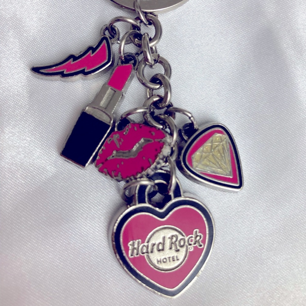 Hard Rock Keychain Vintage Gem